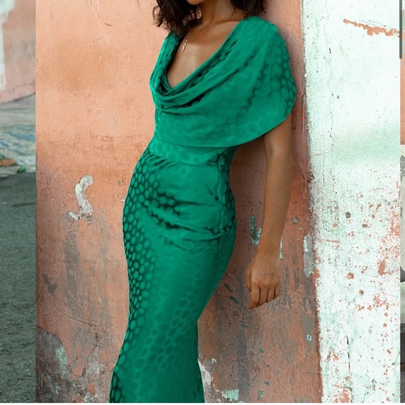 ISO Odessa Dress from Rat & Boa. DO NOT BUY - Picture 3 of 4